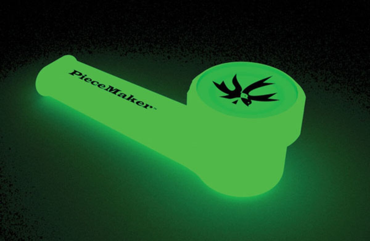 PieceMaker Karma Silicone Pipe | 3.5" (Assorted Colors) - Image 13